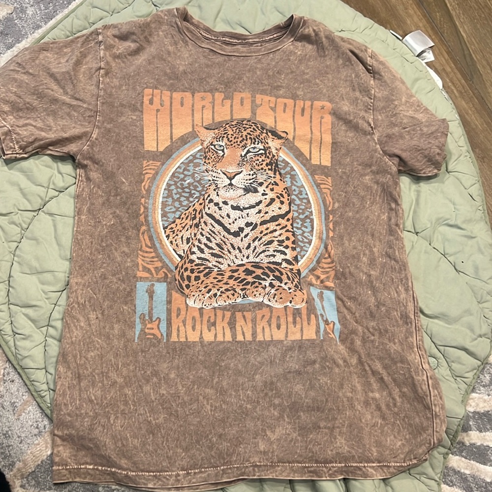 Tiger Rock and Roll Acid Wash graphic tee